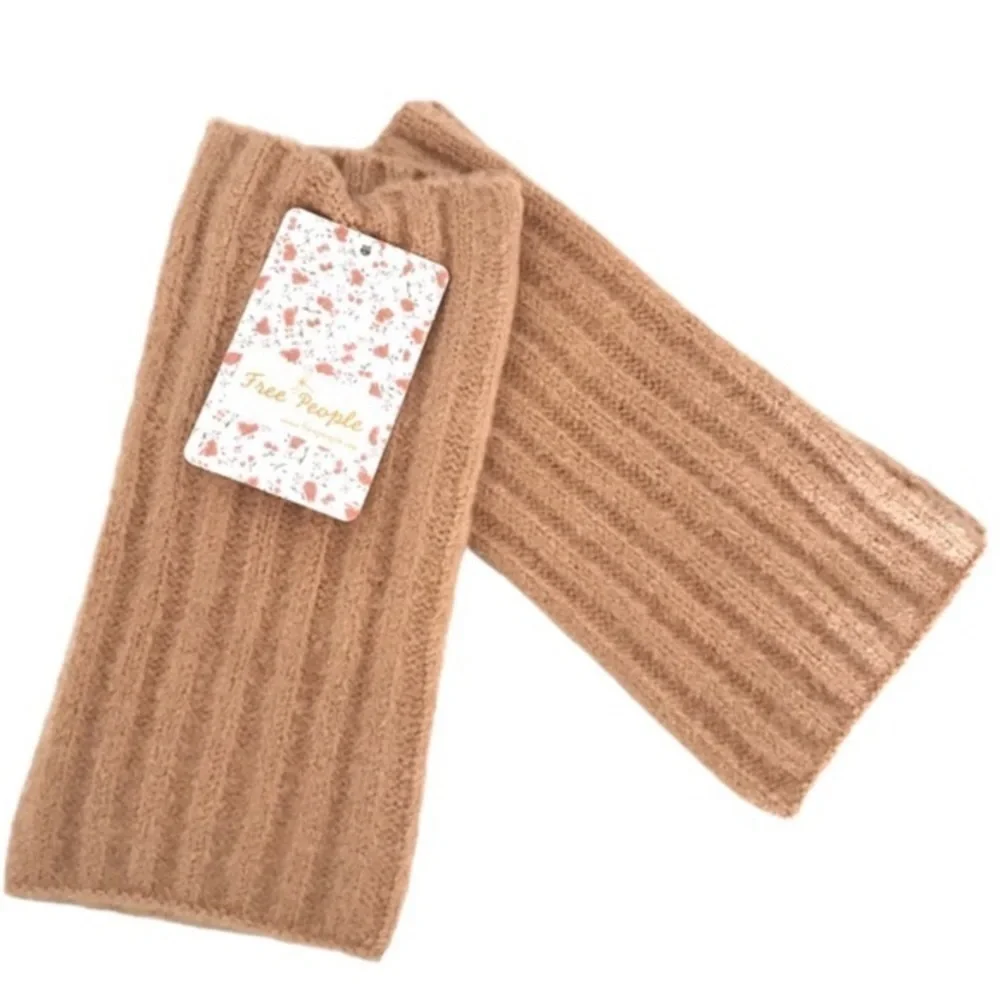 FREE PEOPLE-Arm Warmers Camel Color NWT